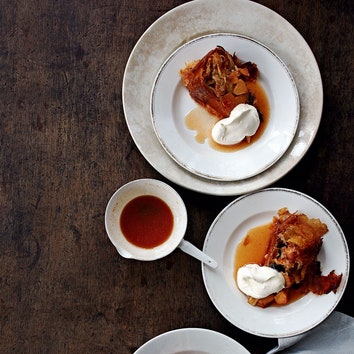 Filo apple pie with quince, prune and cinnamon