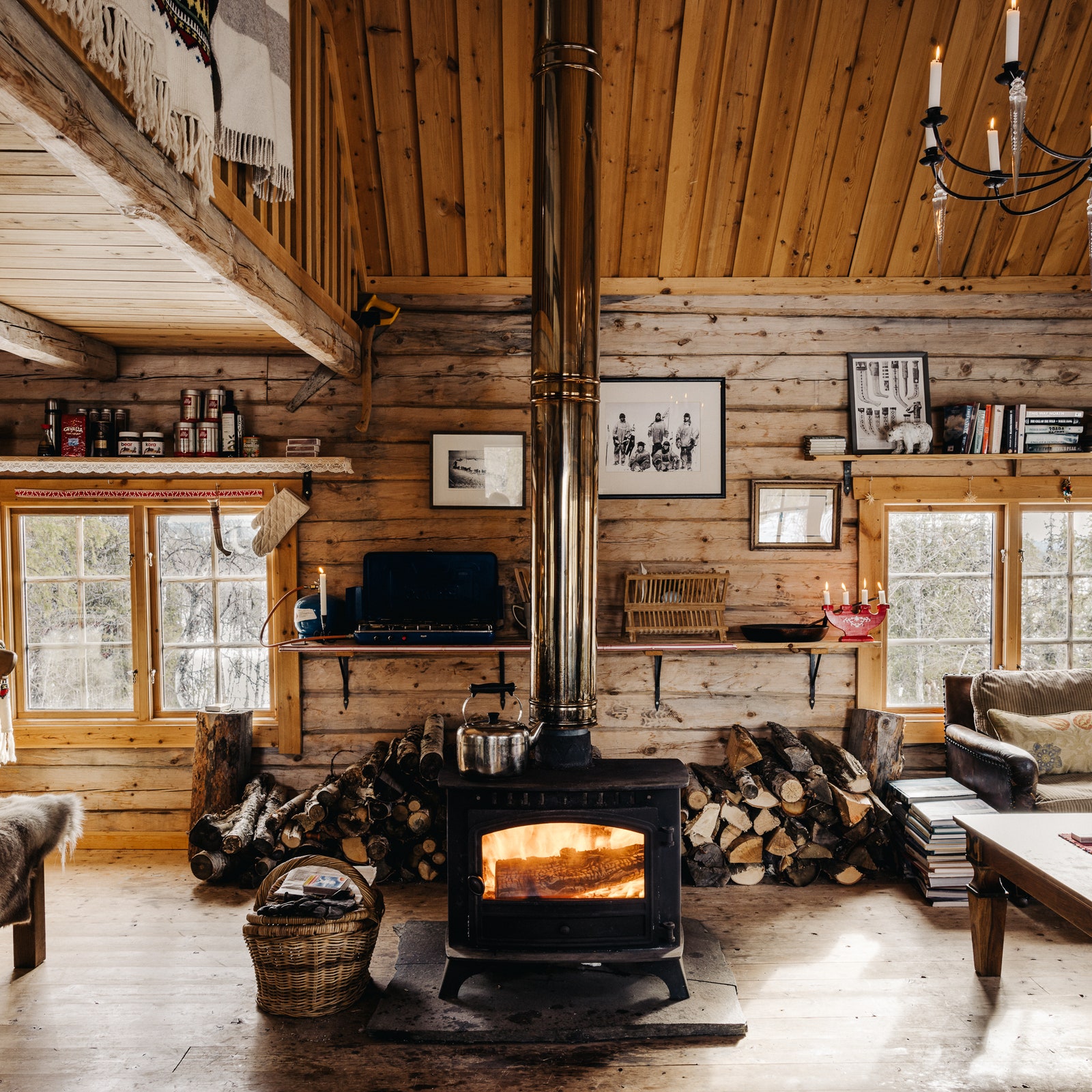 An artist's remote Lapland cabin painstakingly built by hand